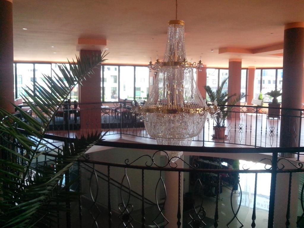 La Piazza Primorsko Rooms & Apartments Экстерьер фото