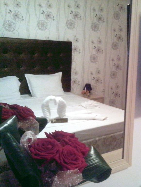 La Piazza Primorsko Rooms & Apartments Экстерьер фото